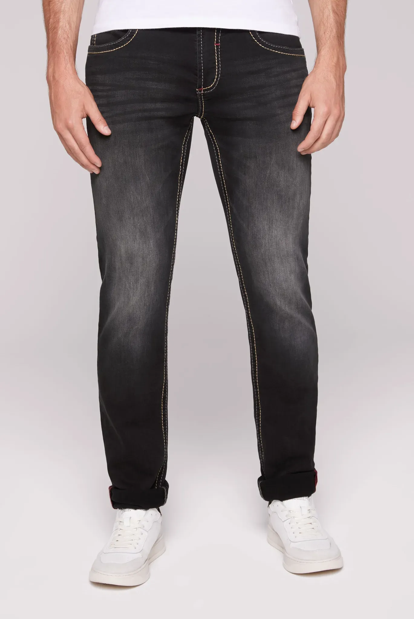 Regular-fit-Jeans CAMP DAVID, Herren, Gr. 29, Länge 30, schwarz, Sweatware, Material: 68% Baumwolle, 16% Polyester, 14% Lyocell, 2% Elasthan, Zusatz: Enthält nichttextile Teile tierischen Ursprungs (Badge), Abriebeffekte, regular fit, Jeans, mit Bleaching-Effekten