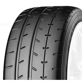 Yokohama Advan A052 225/40 R18 92Y