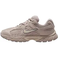 NIKE V5 Runner Suede Sneaker Kinder 201 - moon particle/lt orewood brn 36.5