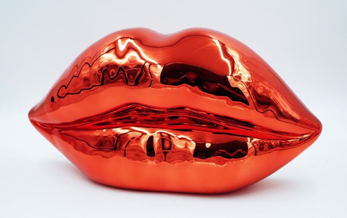 Casa Padrino Luxus Deko Lippen Chrom Rot 46 x H. 25 cm - Kunstharz Deko Kuss Mund Lippen - Wohnzimmer Deko Accessoires