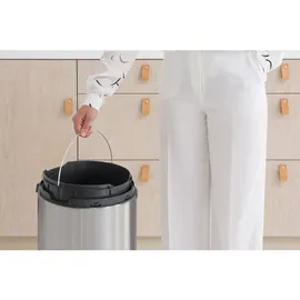 Brabantia Touch Bin New 30 l matt steel fingerprint proof