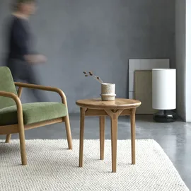 Tikamoon Ablagetisch Clara aus massivem Eichenholz