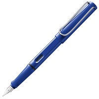 LAMY safari moderner Füllhalter 014 aus robustem Kunststoff in blau mit ergonomischem Griff und Stahlfeder Stichbreite M, inkl. Tintenpatrone LAMY T 10 blau