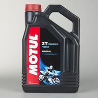 Motul 100 2T Mineralisches Motorenöl 4 Liter