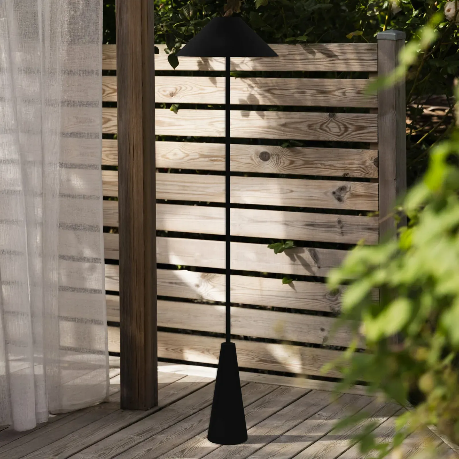 Außenleuchte Globen Lighting, Cannes, dimmbar, Schwarz, für Terrasse, Metall, Design - 130
