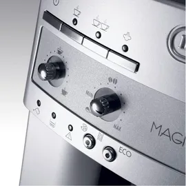 De'Longhi Magnifica ESAM 3200 S silber