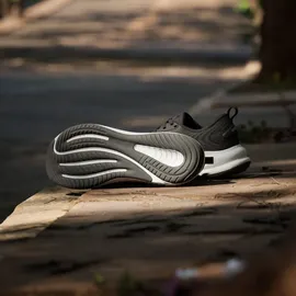 adidas Supernova Ease 2 Herren Core Black / Cloud White / Carbon 44