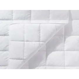 schlafgut Kunstfaserbettdecke SCHLAFGUT "Casual", weiß, B:135cm L:200cm, Bettdecken Bezug: 100% Polyester. Bettdecken Füllung: 100% Polyester, Bettdecken, langlebige Bettdecke in 135x200 oder 155x220 cm, Sommer oder Winter