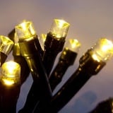 Nipach GmbH 200er LED Lichterkette Innen und Außen grünes Kabel Weihnachtsbeleuchtung (warmweiß)