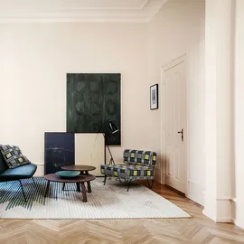 GUBI Grasshopper schwarz