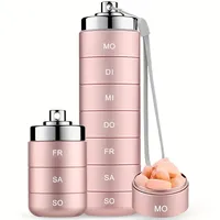Tablettenbox 7 Tage Große Fächer, 2026 Neu Tragbare Medikamentenbox, Stapelbare 7-Tage-Pillendose aus Metall mit Drehverschluss, Täglicher Medikamentenspender, Tragbarer Pillenbox für Reisen (Rosa)