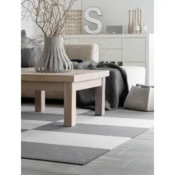 Field, 45 Farben