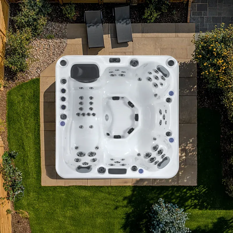 Outdoor Whirlpool - Dune (200x200x80cm)