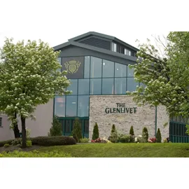 The Glenlivet 18 Years Old Single Malt Scotch 40% vol 0,7 l Geschenkbox