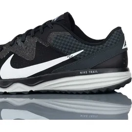 Nike Juniper Trail Herren black/dark smoke grey/grey fog/white 42