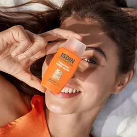 Isdin Fotoprotector Fusion Water Magic Glow LSF 50 50 ml