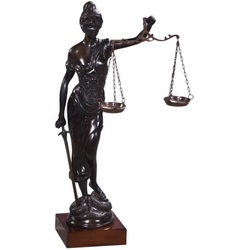 Casa Padrino Luxus Bronzefigur Justitia auf Mahagoni Holzsockel Bronze / Dunkelbraun 45 x 25 x H. 80 cm - Luxus Kollektion