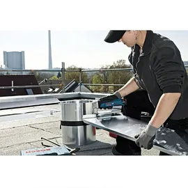 Bosch Akku-Blechschere GSC 12V-13 mit 2 x 2,0 Ah Li-Ion Akku L-BOXX