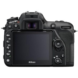 Nikon D7500 + AF-S DX 18-300 mm VR