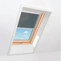 Dachfenster mit lichtdurchlässigem Innenrollo in Dunkelgrau, Holz, Schwingfenster, Ropal made by Roto, R4/7, Innen Kiefer, außen Anthrazit