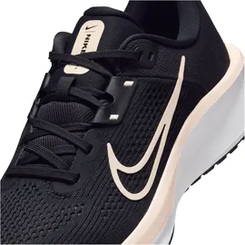 Nike Quest 6 Damen Schwarz/Guava Ice/White/Medium Ash 41