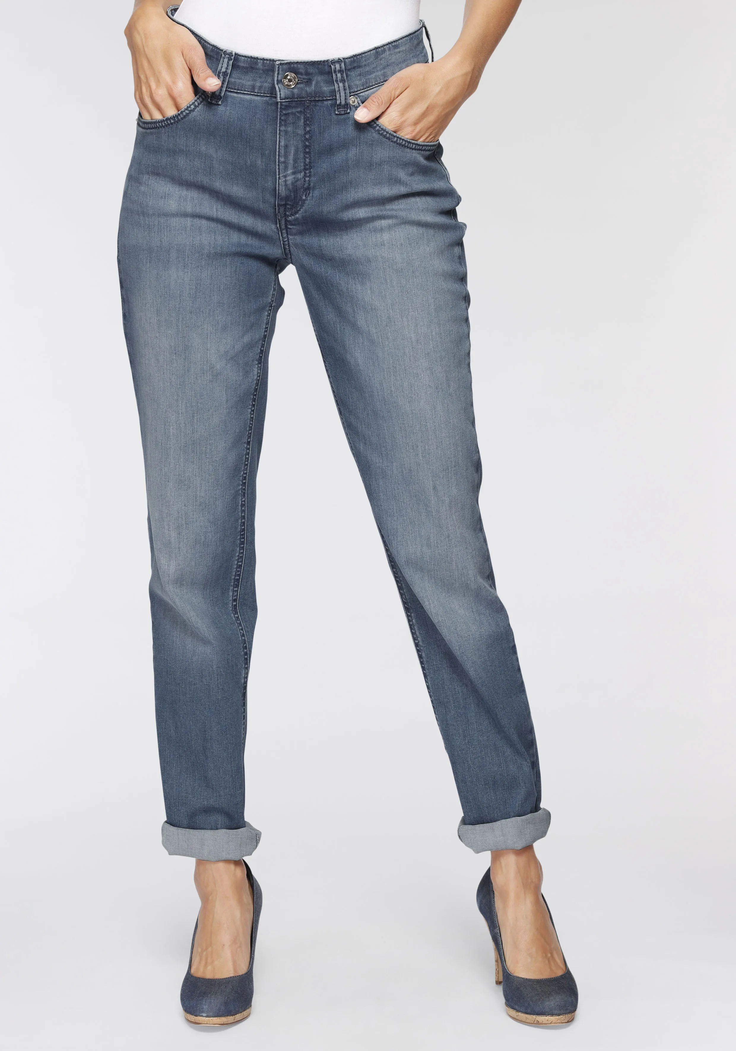 Stretch-Jeans MAC "Melanie", Damen, Gr. 40, Länge 32, blau (mid blau main wash), Denim/Jeans, Obermaterial: 92% Baumwolle, 6% Polyester, 2% Elasthan, Abriebeffekte, feminin, figurbetont normal, Jeans, Gerade geschnitten, Topseller