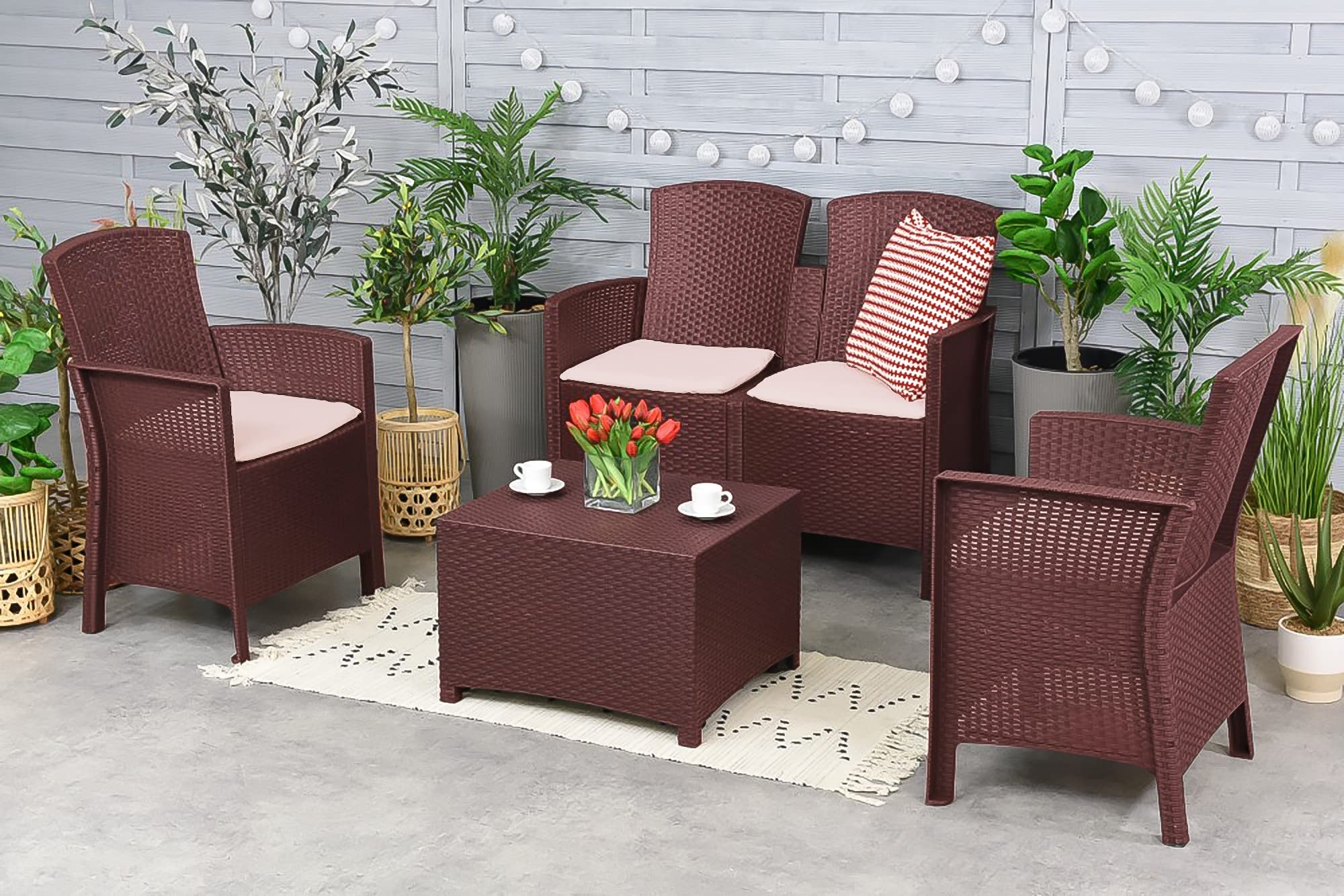 Dmora Urano-Lounge, Gartenmöbel-Set mit Kissen, für den Innen-und Außenbereich, 100% Made in Italy, Braun