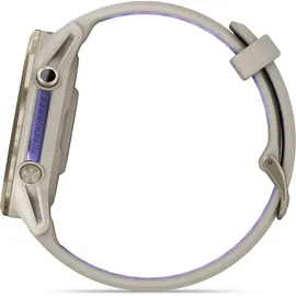 Garmin Forerunner 970 Gray/Softgold Titan mit Silikon-Wechselarmband 22 mm French Gray/Transparent Indigo