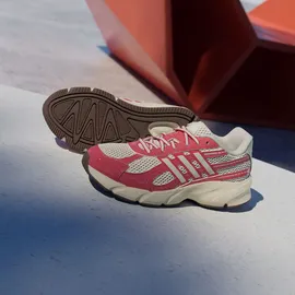 adidas Technochaos 2000 Off White/Pearl Metallic/Better Scarlet 36 2/3