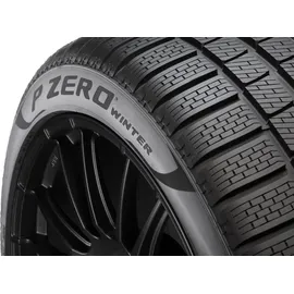 Pirelli P Zero Winter 255/35 R19 96W XL