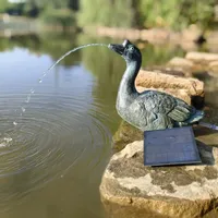 Wasserspeier Solar mit Pumpe – Teichfigur mit Solarpumpe & Wasserspiel – Gartendeko aus Polyresin in Bronze-Optik – Solarbrunnen für Gartenteich & Wasserlauf (Gans 29x14x30 cm)