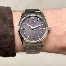 Orient Contemporary Date Automatik 40 mm RE-AU0112V00B