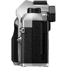 OM System OM-5 Mark II Gehäuse silber