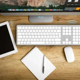 Macally BTWKEYMB-DE, erweiterte Quick-Switch Bluetooth Funk-Tastatur für Mac PC, iOS und Android, Ziffernblock, deutsches QWERTZ Layout mit