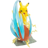 Pokémon BO37426, Deluxe Figur - Pikachu (mit LED-Beleuchtung), Hochwertige, detailliert gestaltete Sammelfigur, ca 33cm groß