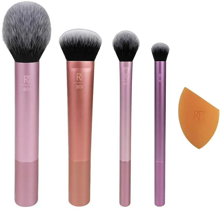 Real Techniques Everyday Essentials Set Pinselsets   Blush Brush RT 400 + Setting Brush RT 402 + Deluxe Crease Brush RT 300 + Expert Face Brush RT 200 + Miracle Complexion Sponge 