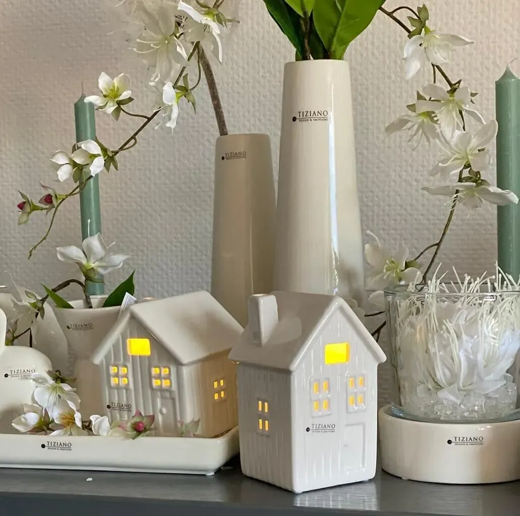 Lichthaus Partina breit 10cm LED cremeweiß