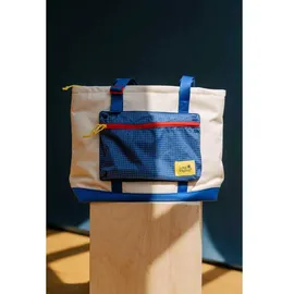 long weekend Beacon Tote White