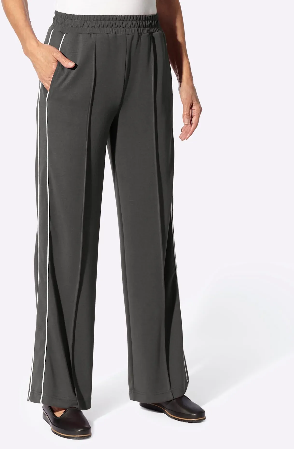 Sweathose INSPIRATIONEN, Damen, Gr. 38, Normalgrößen, grau (graphit), 50% Modal, 44% Polyester, 6% Elasthan, unifarben, Hosen Sweathose
