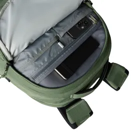 The North Face Borealis Rucksack (Größe 28L, gruen)