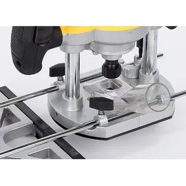 Powerplus POWX093 1500 W inkl. Aufbewahrungskoffer Parallelführung, Staubabsaugung, 12-teiliges Fräs-Set