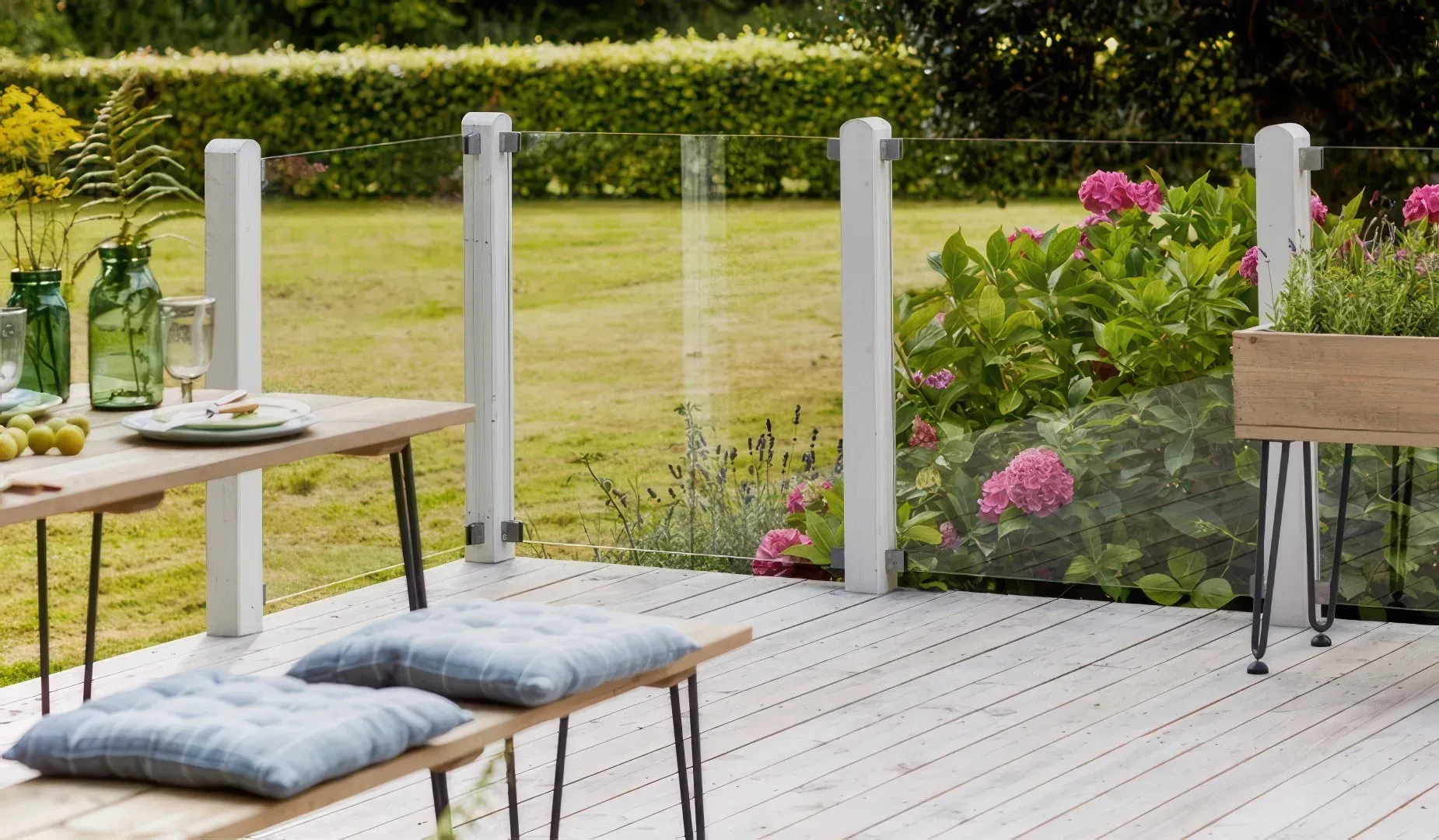 Glaszaun San Sebastian I – Windschutz aus klarem ESG Glas –  Glaselement für Terrasse in der Größe 55,4 x 176 cm – Sichtschutz für Garten &  Terrasse