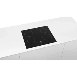 Bosch Einbaubackofen schwarz 4D-Heißluft EcoClean Direct AutoPilot 71 l - Flächeninduktionskochfeld autark 60cm