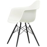 Vitra - Eames Plastic Armchair DAW, Ahorn schwarz / weiß (Kunststoffgleiter basic dark)