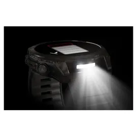 Garmin fenix 8 BT 51 mm Titaniumgehäuse schwarz Silikonarmband schwarz M