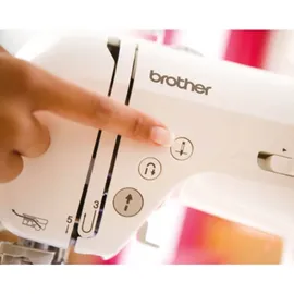 Brother Nähmaschine Innov-is NV10A weiß