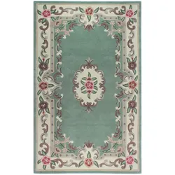 Traditioneller Wollteppich `Beauly` mit Handgeschnitzten Details. Farbe: Grün-Beige, 150x240 cm | Kadima Design