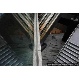 Sony Alpha 6100 + 16-50 mm Power-Zoom-Objektiv