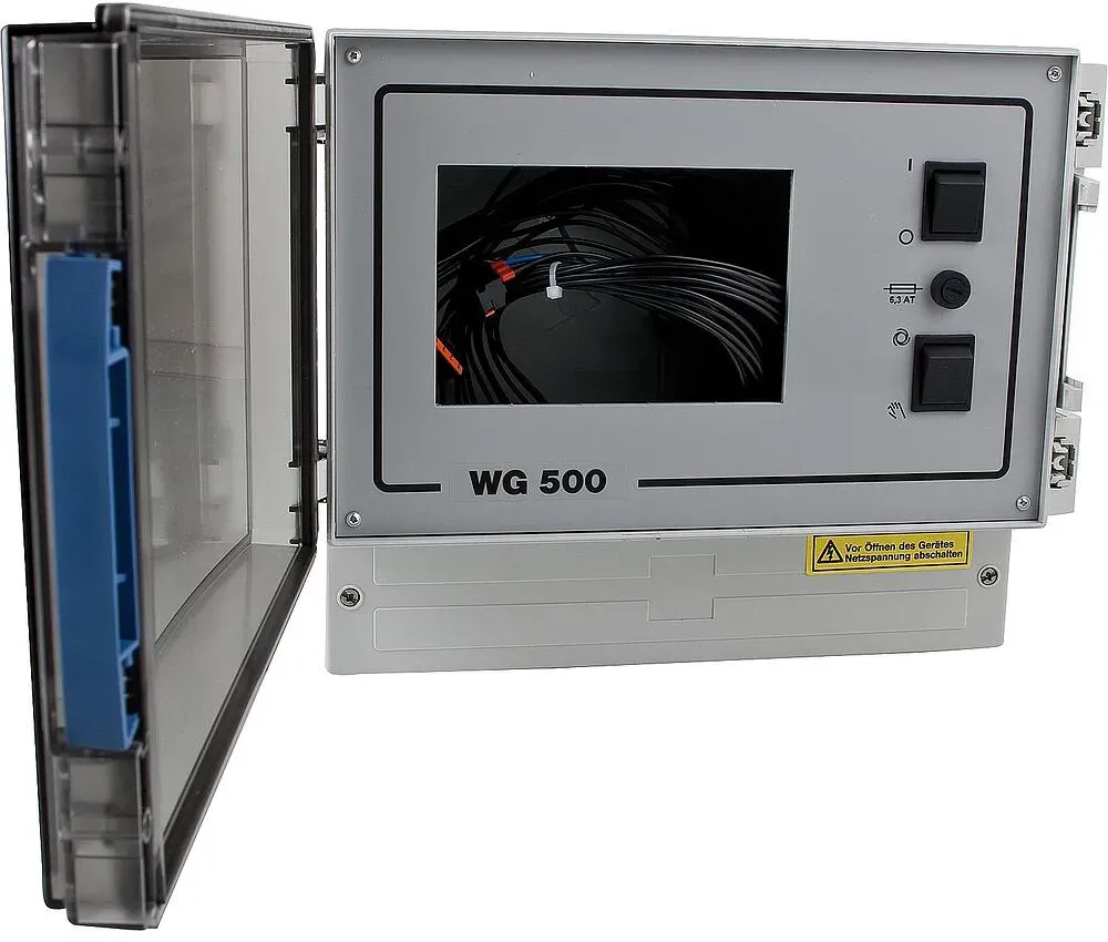 Wandgehäuse WG 500 für THETA Regelungen mit Netz-, Automatik/Hand Schalter und Sicherung