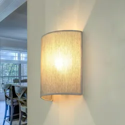 Licht-Erlebnisse Wandleuchte ALICE Grau Stoffschirm halbrund wohnlich H:23 cm blendarme Wandlampe Wohnzimmer Flur Schlafzimmer, DO1/1/0015